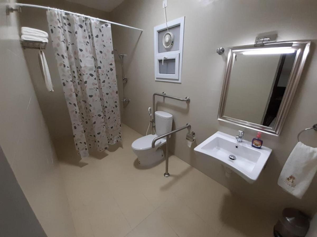 Al Jood Hotel Apartment Hilf Eksteriør bilde